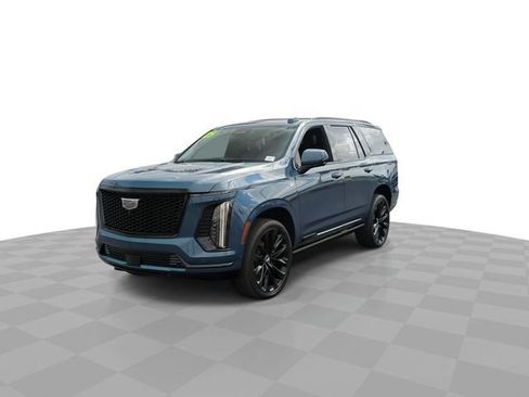 Used 2025 Cadillac Escalade Sport Platinum AWD/4WD image 5