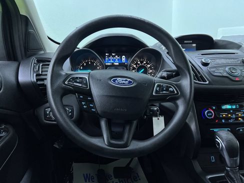Used 2018 Ford Escape SE FWD image 20