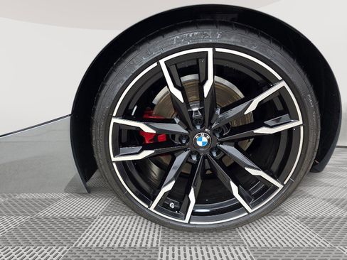 Used 2025 BMW Z4 M40i w/ Premium Package image 25