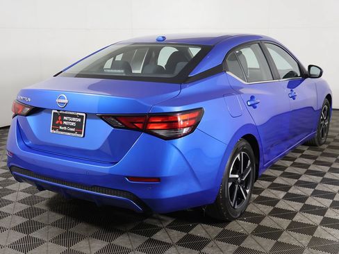 Used 2025 Nissan Sentra SV FWD image 8