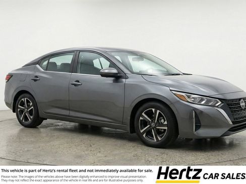 Used 2025 Nissan Sentra SV image 1