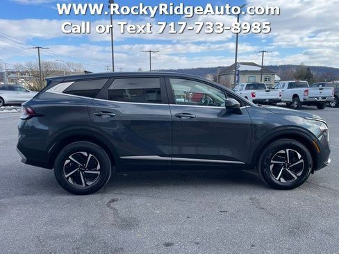 Used 2023 Kia Sportage LX image 8