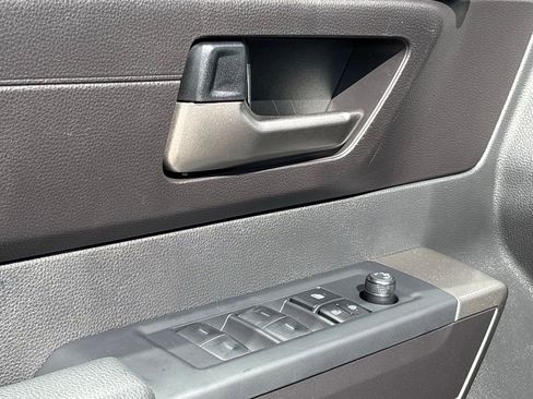New 2026 Toyota Tundra SR5 AWD/4WD image 27