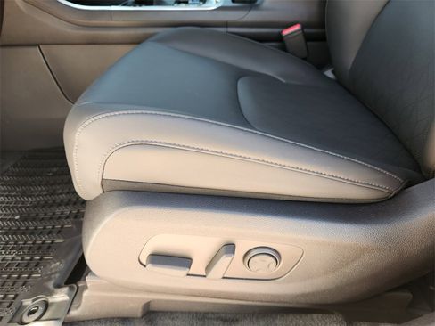 New 2026 Kia Carnival SX w/ SX Dark Edition Package image 17