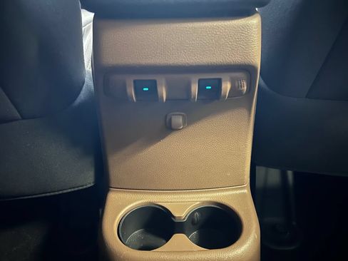 Used 2013 Jeep Wrangler Unlimited Sahara w/ Connectivity Group AWD/4WD image 17