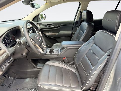 Used 2023 GMC Acadia Denali w/ Denali Technology Package FWD image 20