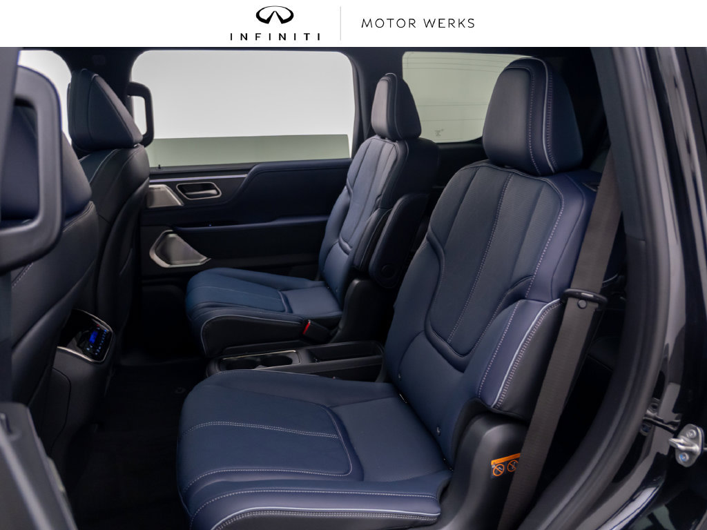 New 2027 INFINITI QX80 Sensory w/ Sport Exterior Package AWD/4WD image 17