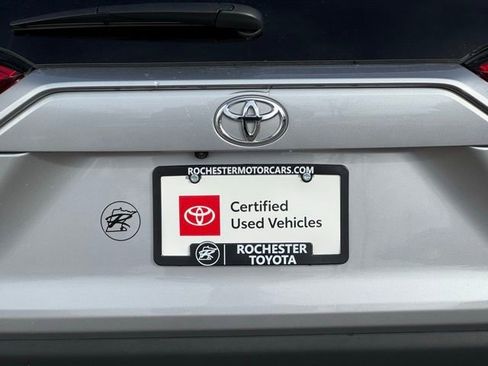 Certified 2025 Toyota RAV4 XLE image 39