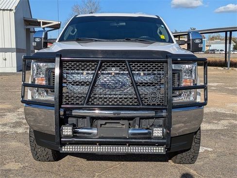 Used 2019 Ford F250 XLT w/ FX4 Off-Road Package image 9