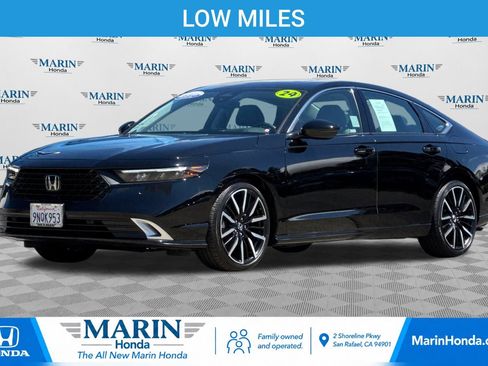 Used 2024 Honda Accord Touring image 9