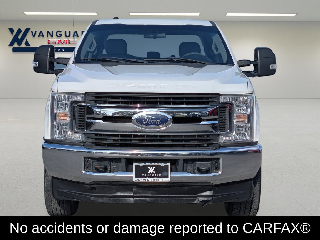 Used 2019 Ford F250 XLT w/ FX4 Off-Road Package AWD/4WD image 2