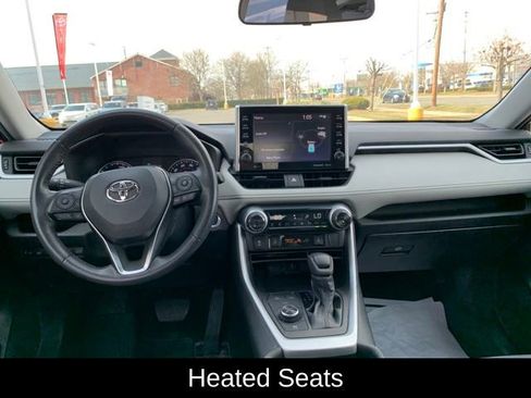 Used 2022 Toyota RAV4 XLE w/ Convenience Package image 16