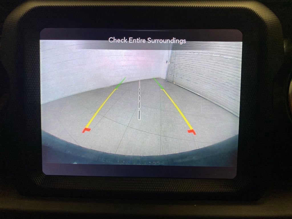 Used 2019 Jeep Wrangler Unlimited Sahara AWD/4WD image 16