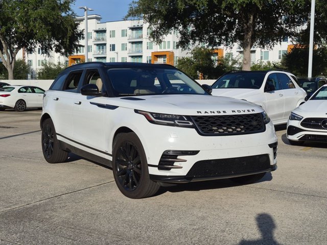 Used 2019 Land Rover Range Rover Velar R-Dynamic SE AWD/4WD image 3