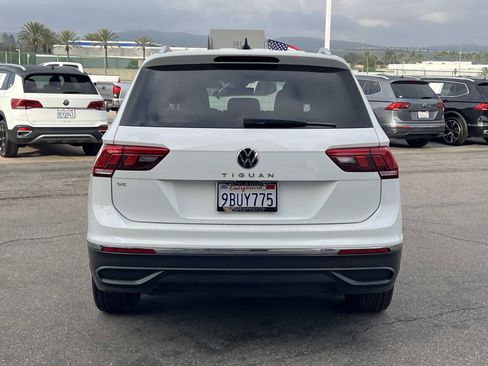 Certified 2022 Volkswagen Tiguan SE image 26