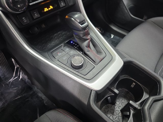 Used 2023 Toyota RAV4 SE w/ Weather & Moonroof Package AWD/4WD image 22