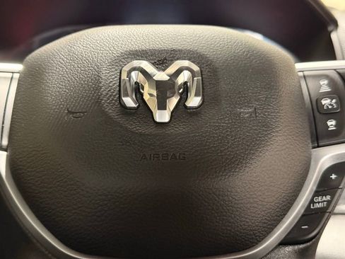 Used 2024 RAM 2500 Big Horn w/ Safety Group image 19