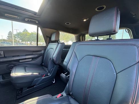 Used 2024 Ford Expedition Limited RWD image 7