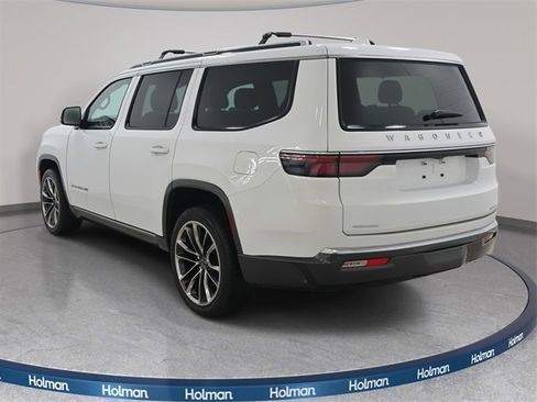 Used 2022 Jeep Wagoneer Series III w/ Premium Group I image 8