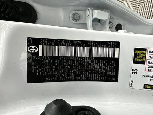 Used 2023 Toyota Corolla LE image 30