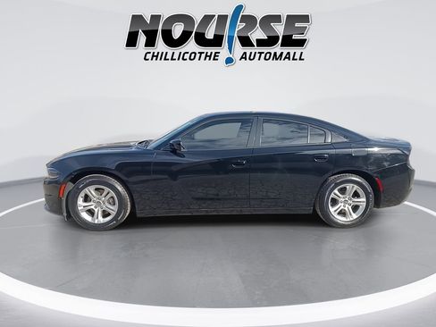 Used 2019 Dodge Charger SXT image 5