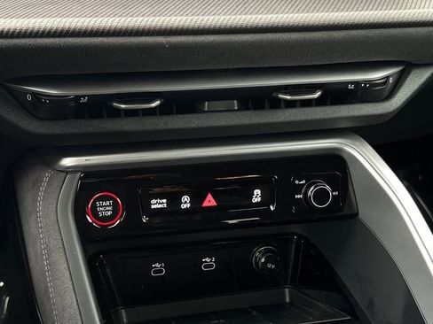 Used 2025 Audi SQ5 Premium Plus image 19