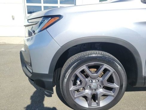 Used 2023 Honda Passport EX-L image 16