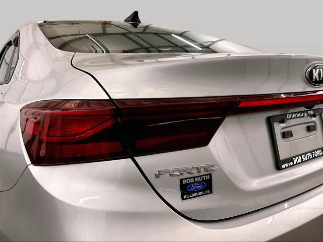 Used 2021 Kia Forte LXS FWD image 28