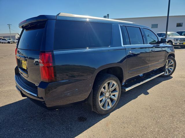 Used 2017 Chevrolet Suburban Premier AWD/4WD image 5