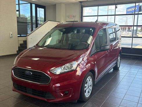 Used 2019 Ford Transit Connect XLT FWD image 1