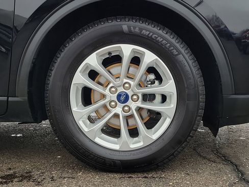 Certified 2021 Ford Escape SE w/ Cold Weather Package image 9