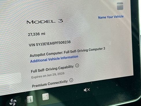 Used 2023 Tesla Model 3 Standard Range RWD image 11