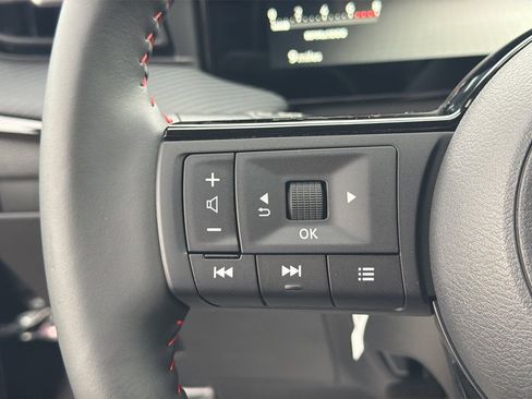 New 2026 Nissan Kicks SR w/ SR Premium Package image 19