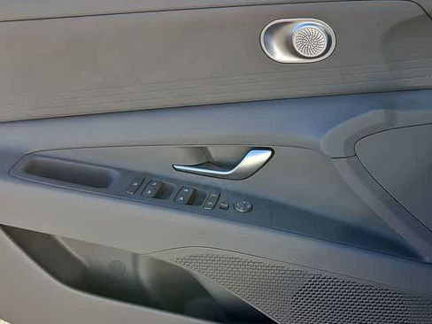 New 2026 Hyundai Elantra SE w/ Cargo Package FWD image 28