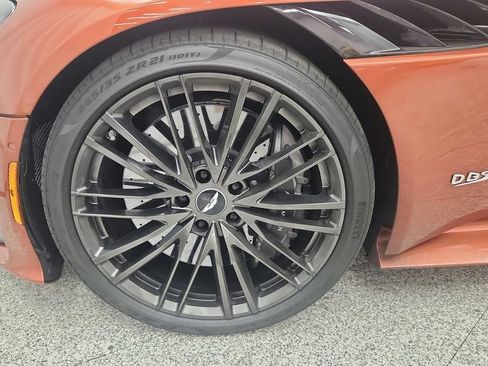 Used 2020 Aston Martin DBS Superleggera RWD image 15