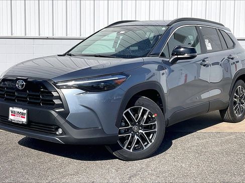 New 2026 Toyota Corolla Cross XLE image 2