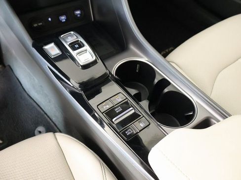 Used 2023 Hyundai Sonata Limited w/ Cargo Package image 9