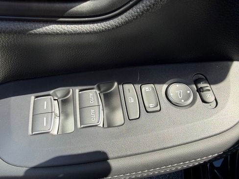 New 2026 Honda HR-V EX-L image 19