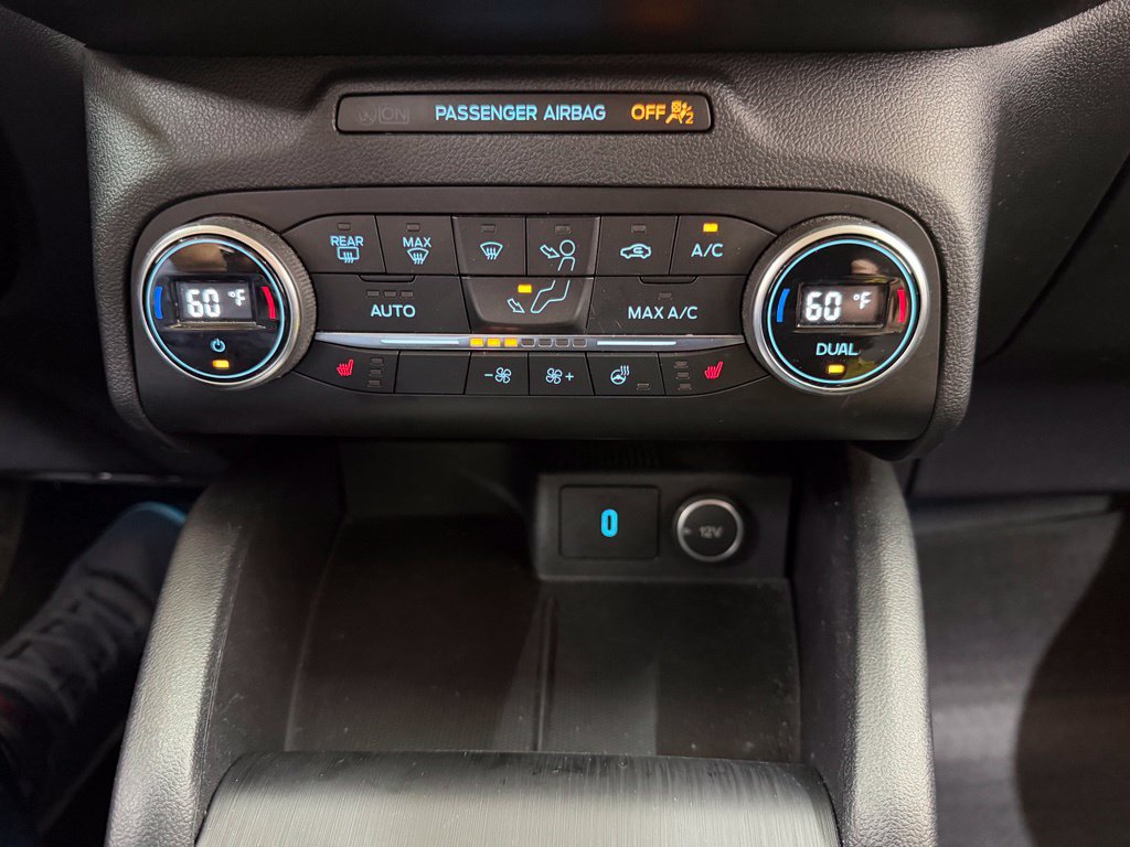 Used 2020 Ford Escape Titanium AWD/4WD image 26