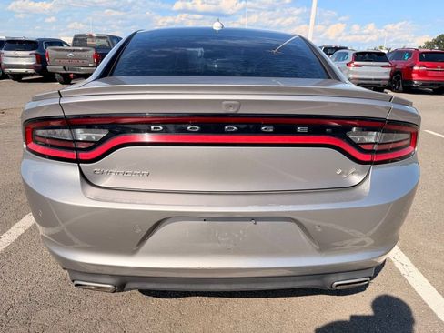 Used 2016 Dodge Charger R/T w/ Plus Group RWD image 7
