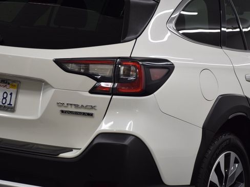 Used 2023 Subaru Outback Touring XT image 9