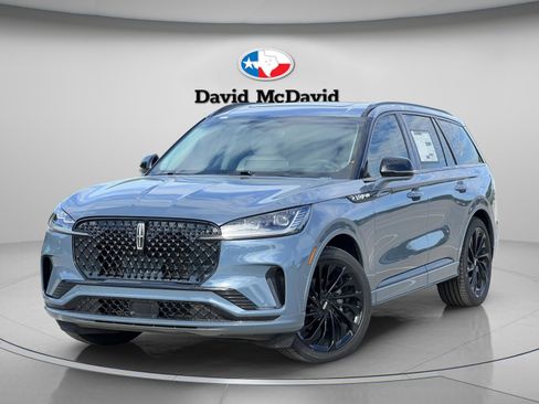 New 2025 Lincoln Aviator Reserve w/ Jet Appearance Package RWD image 8