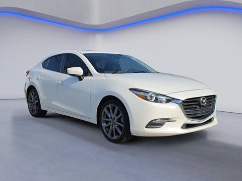 Used 2018 MAZDA MAZDA3 Touring FWD image 7