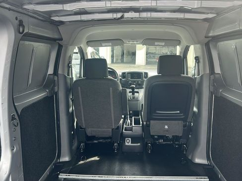 Used 2020 Nissan NV200 SV FWD image 10