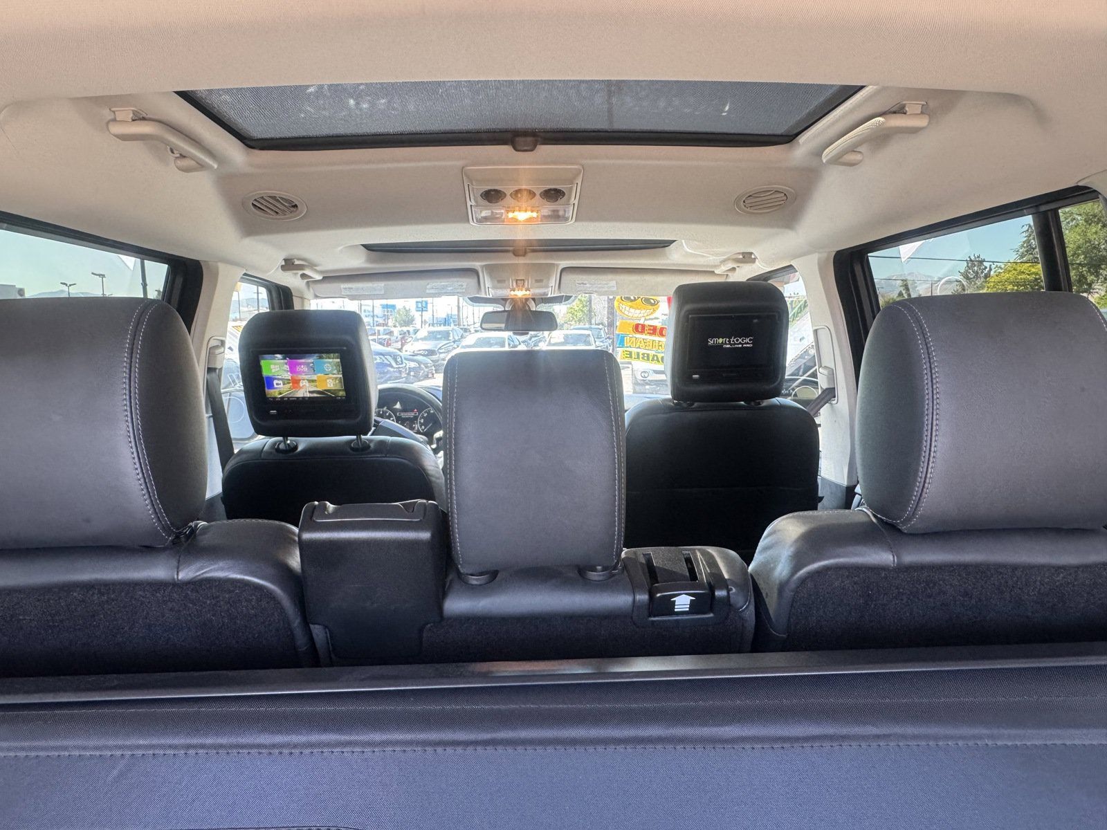 Used 2016 Land Rover LR4 HSE LUX AWD/4WD image 6