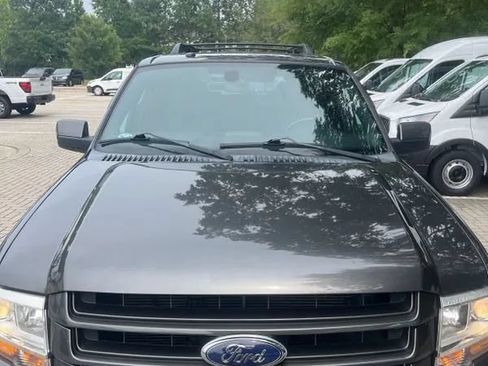 Used 2017 Ford Expedition Limited w/ Equipment Group 301A AWD/4WD image 12