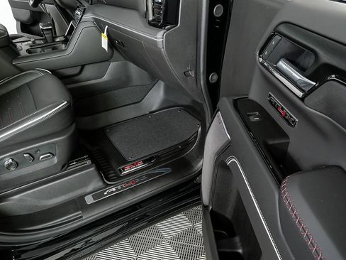 New 2026 GMC Sierra 1500 AT4X image 25