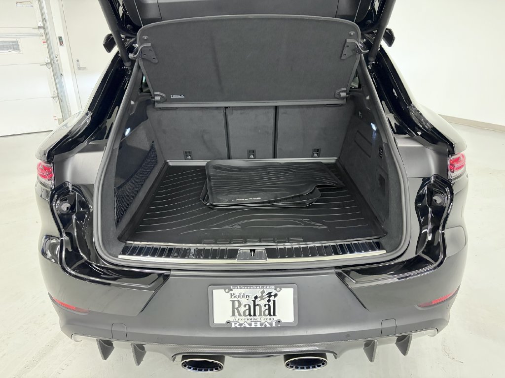 Used 2026 Porsche Cayenne Turbo GT AWD/4WD image 24