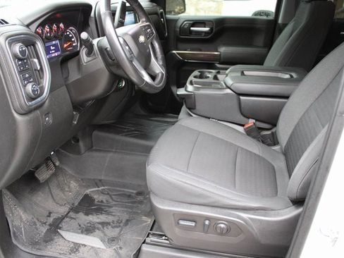 Used 2022 Chevrolet Silverado 1500 LT w/ Z71 Off-Road Package image 15