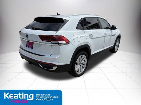 Used 2023 Volkswagen Atlas Cross Sport SE w/ Panoramic Sunroof Package image 7